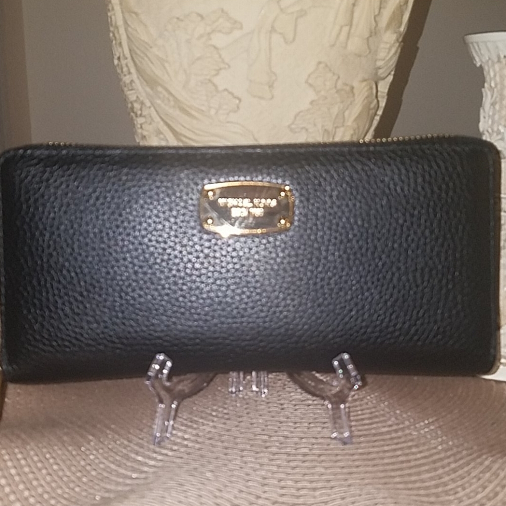 Michael kors large wallet